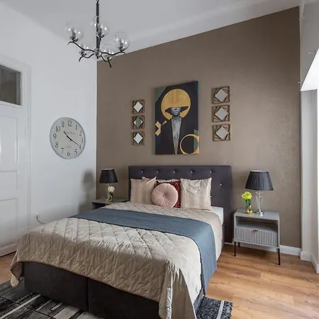 Apartament Luxurious Art Deco In The Heart Of *