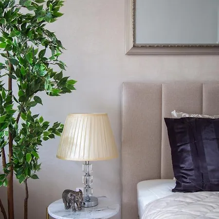 Apartament Luxurious Art Deco In The Heart Of Budapesta